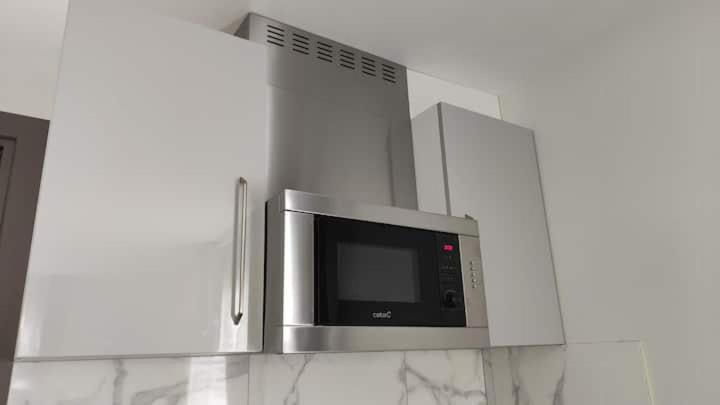 Chambre Privee Pour 4 Personnes En Banlieue Parisienne A 봉디 외부 사진